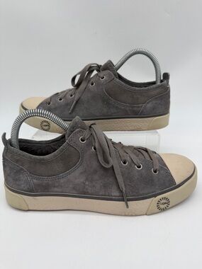 UGG Evera Women's Low Top Sneakers Shoes Size 7 Gray Sheepskin Lined 1888